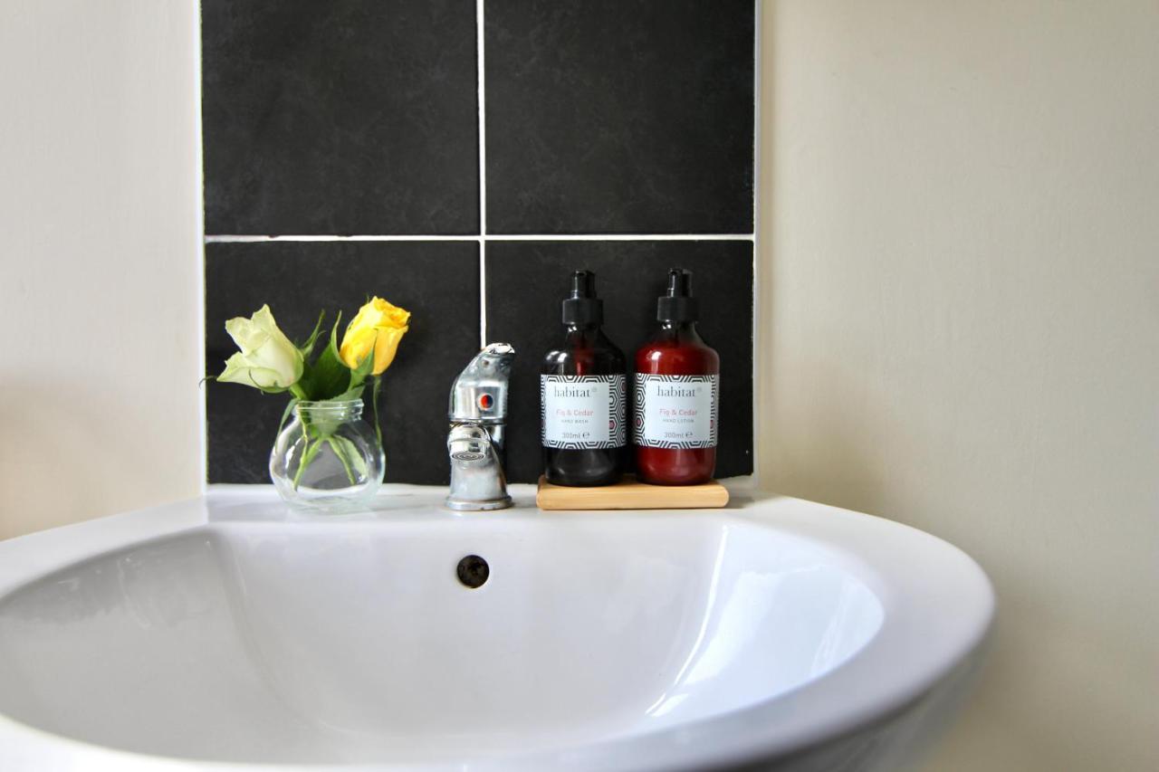 Lovely Twin Bed Studio Near Coventry Shopping Centre 외부 사진